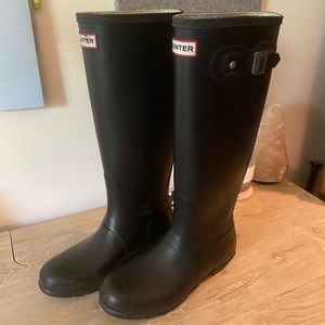 Tall Hunter boots Matte Black